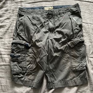 Black cargo shorts. Size 34z